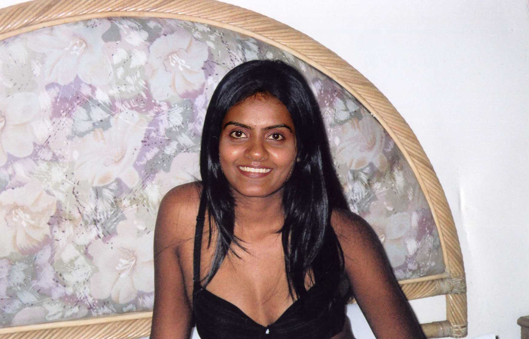 Dark Indian Blowjob - stockings Archives - Real Indian Gfs