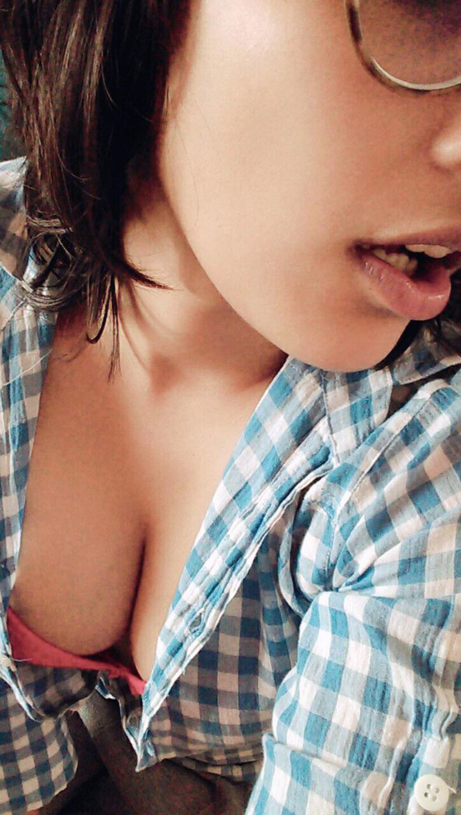 Indian teen with really nice tits named Vaish - Real Indian Gfs