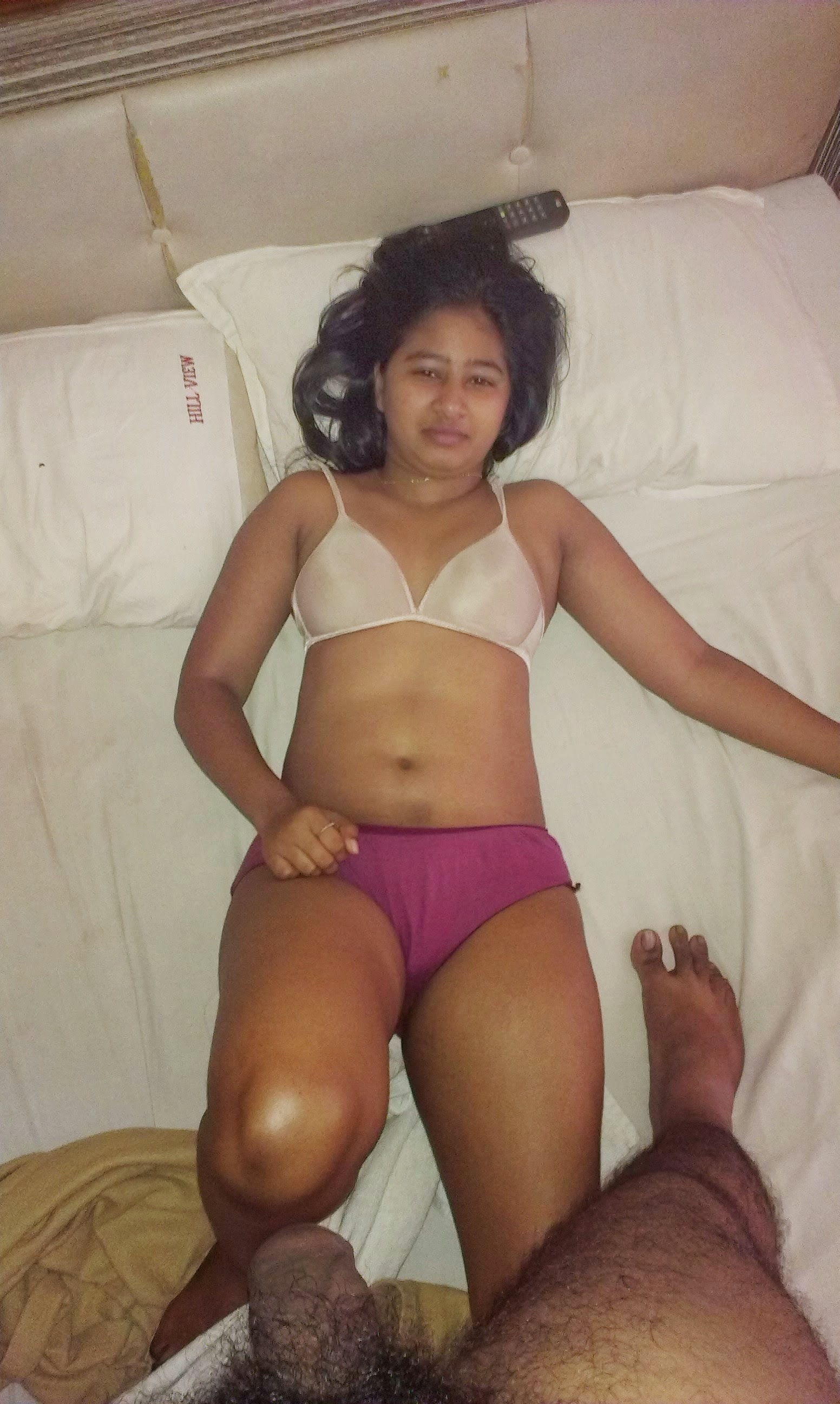 Desi Girlfriend Nude - Desi Girlfriend Namu nude - Real Indian Gfs